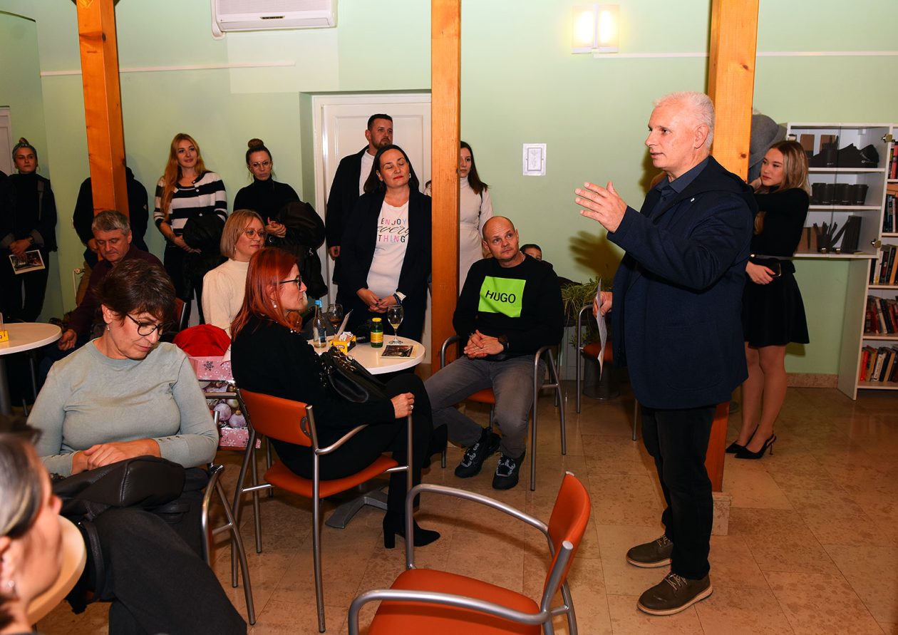 denis stosic izlozba (5) denis stosic izlozba (5)