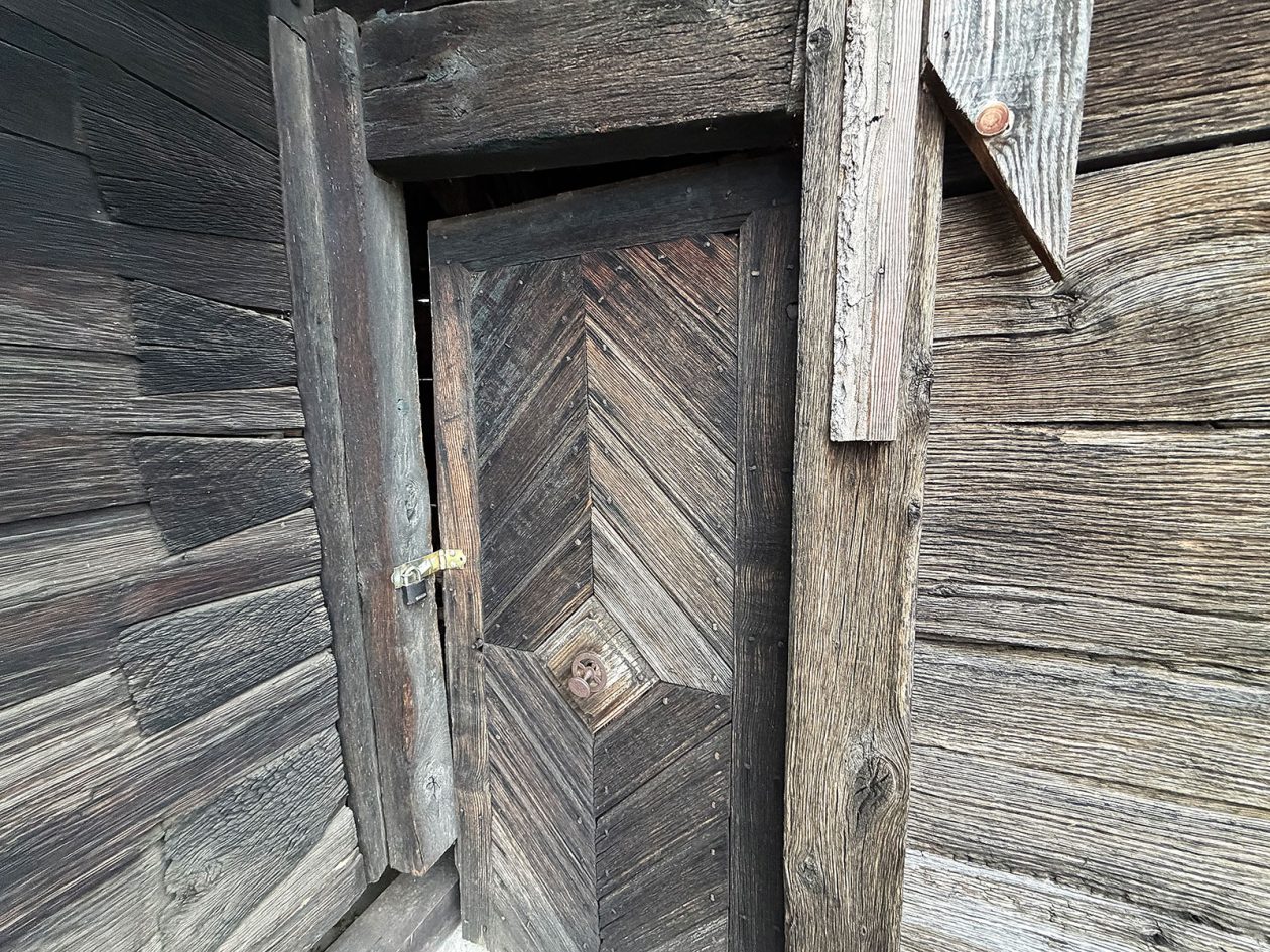 drvena crkva draganic (17) drvena crkva draganic (17)