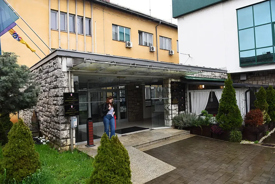 duga resa zgrada potpisivanje (7)