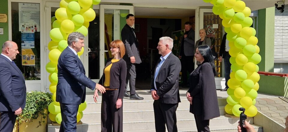 dvorana duga resa (1)