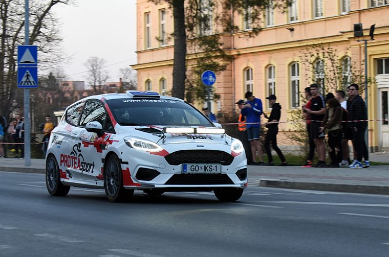 e28ebe4fd5ee551baa6e7f5005ab1ab4