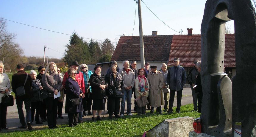 OLYMPUS DIGITAL CAMERA OLYMPUS DIGITAL CAMERA