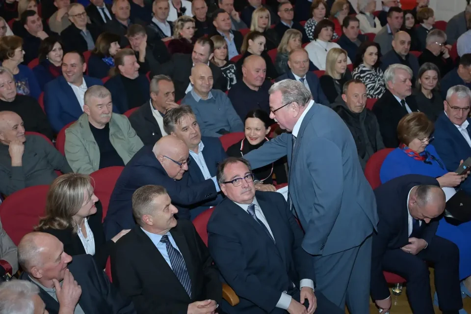 hdz obljetnica (12) hdz obljetnica (12)