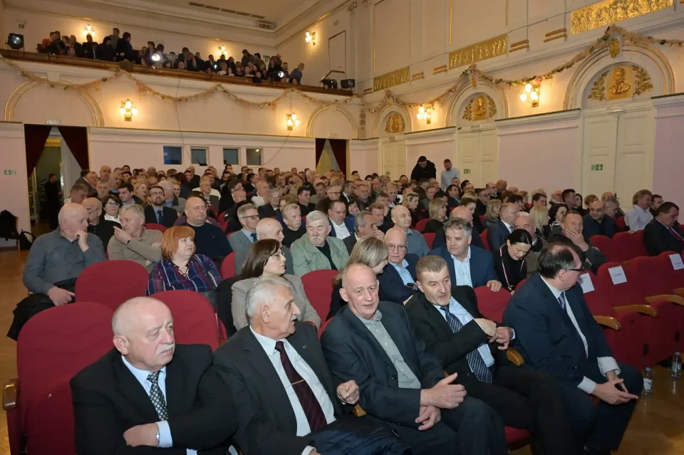 hdz obljetnica (3) hdz obljetnica (3)