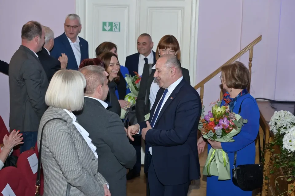 hdz obljetnica (6) hdz obljetnica (6)