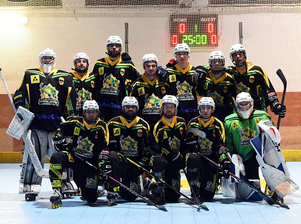 inline hokej (1) inline hokej (1)