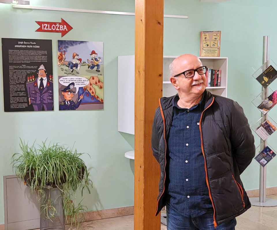 izlozba (13) izlozba (13)