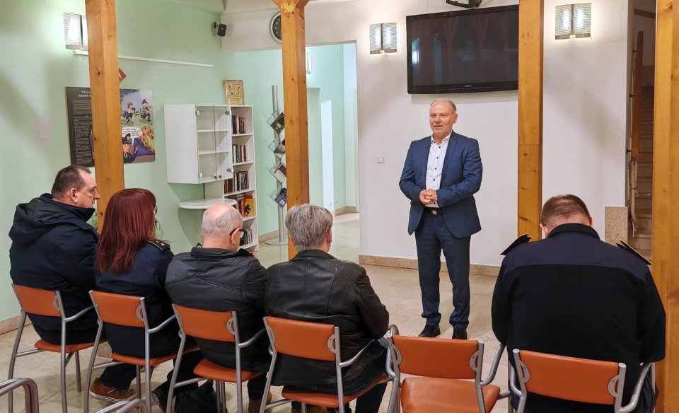 izlozba (14) izlozba (14)