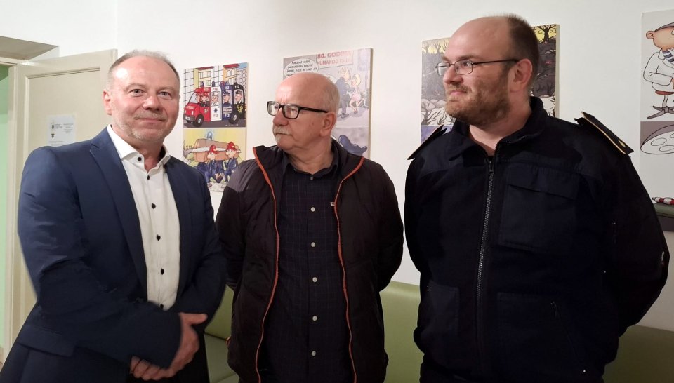 izlozba (25) izlozba (25)