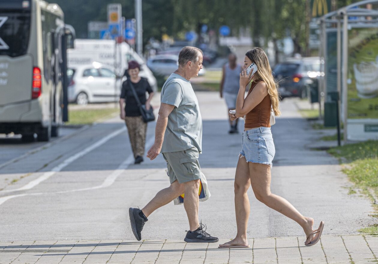 karlovackim ulicama (10) karlovackim ulicama (10)