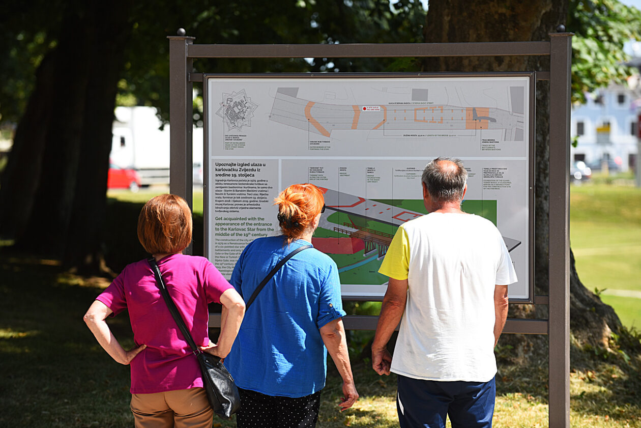 karlovackim ulicama (17) karlovackim ulicama (17)