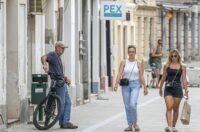 karlovackim ulicama (3) karlovackim ulicama (3)