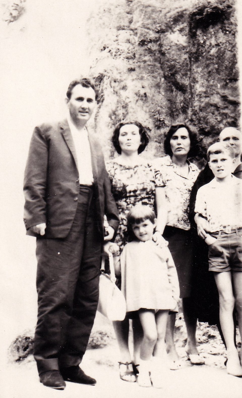 kata-kustreba-100 (11) kata-kustreba-100 (11)