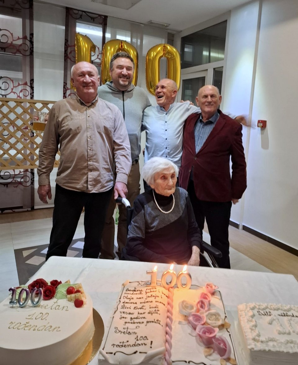 kata-kustreba-100 (34) kata-kustreba-100 (34)