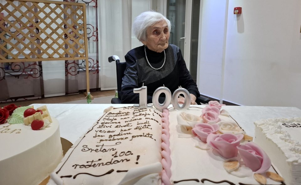 kata-kustreba-100 (42) kata-kustreba-100 (42)