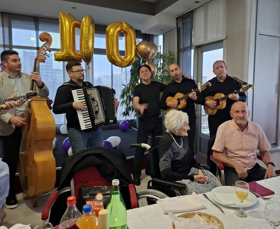 kata-kustreba-100 (57) kata-kustreba-100 (57)