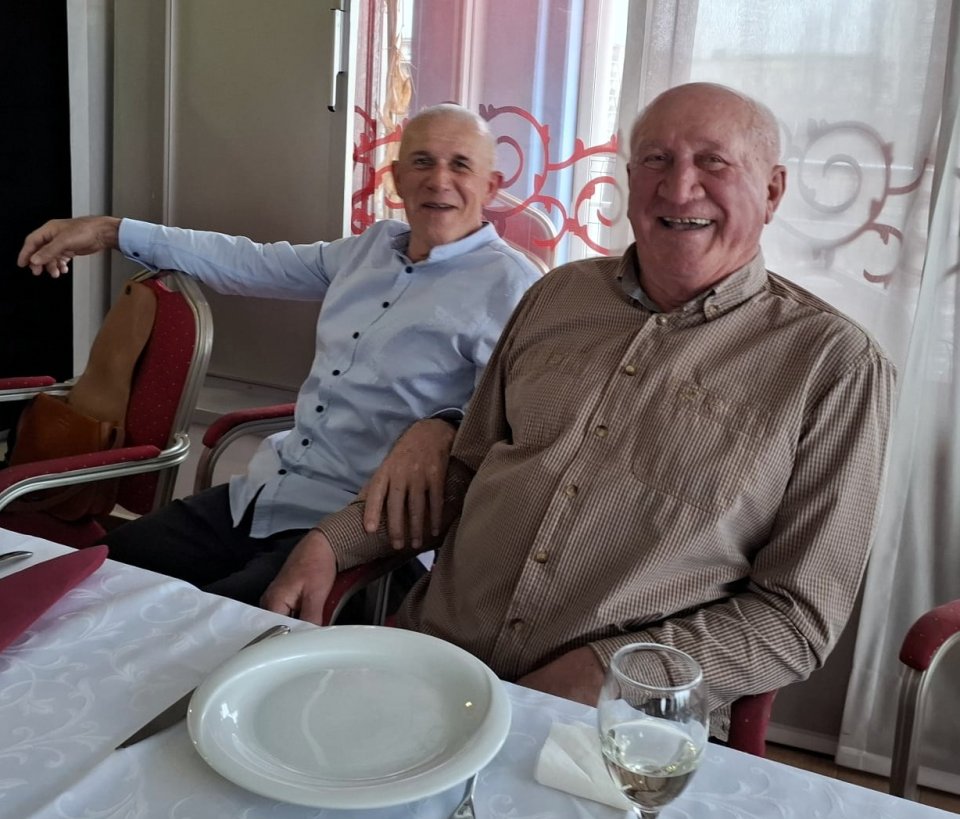 kata-kustreba-100 (60) kata-kustreba-100 (60)