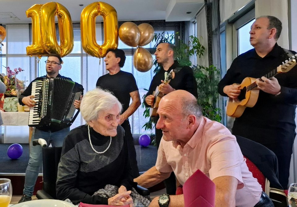 kata-kustreba-100 (61) kata-kustreba-100 (61)