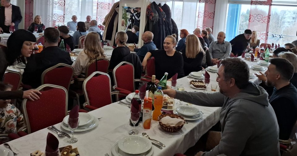 kata-kustreba-100 (72) kata-kustreba-100 (72)