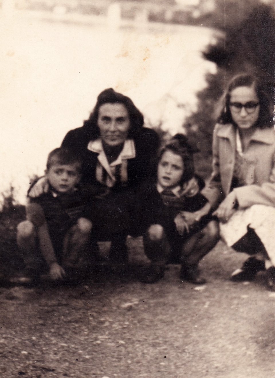 kata-kustreba-100 (8) kata-kustreba-100 (8)