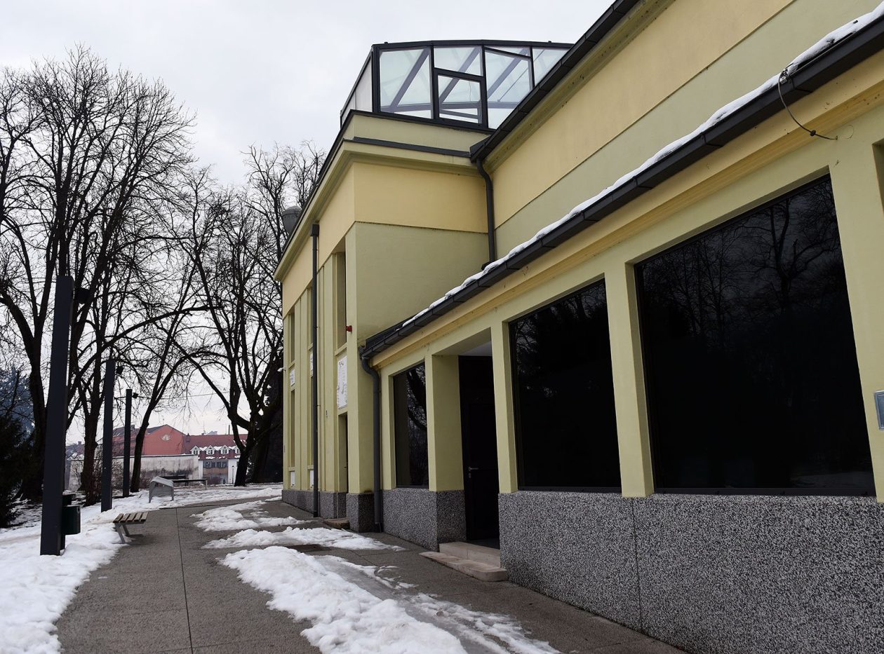 kino edison (1) kino edison (1)