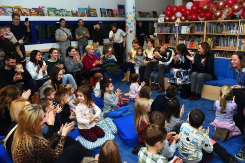 knjiznica obuljen hrstic (3)