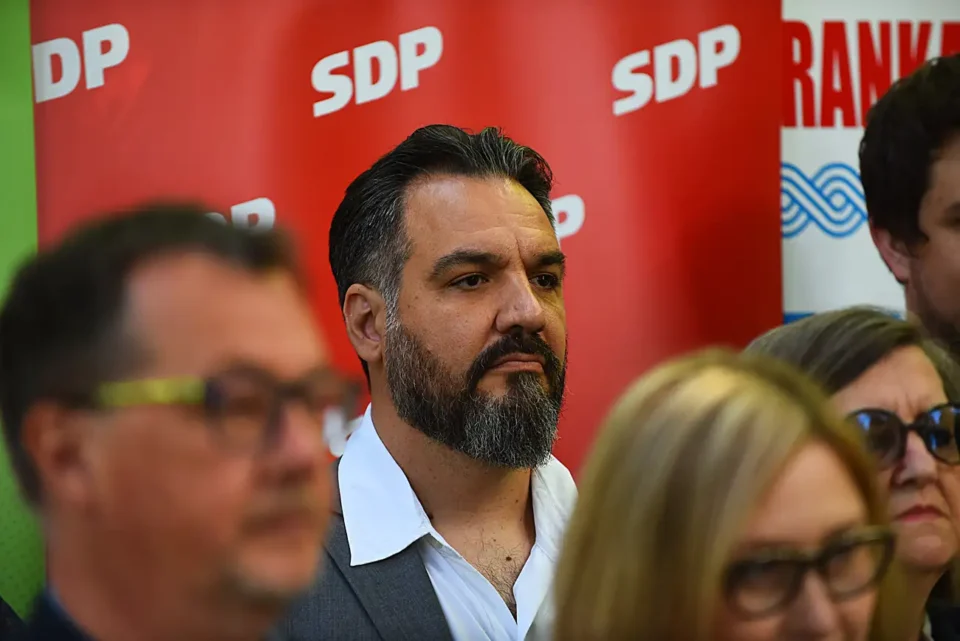 koalicija mozemo sdp su (10) koalicija mozemo sdp su (10)