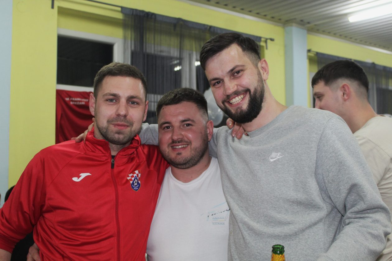 kobasijada (17) kobasijada (17)