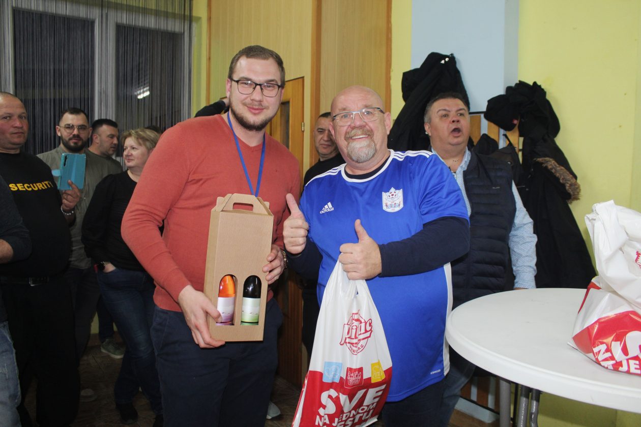 kobasijada (20) kobasijada (20)