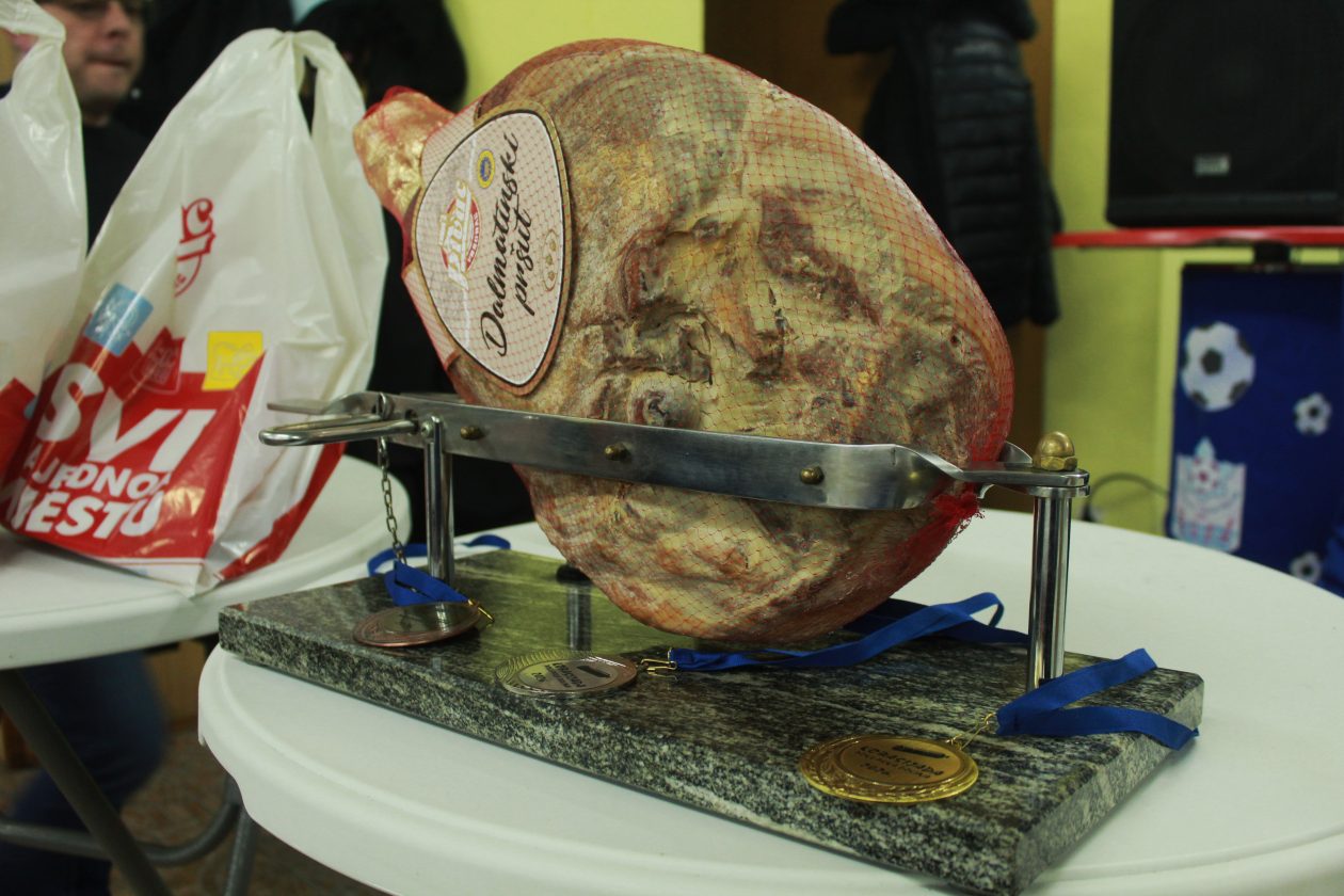 kobasijada (23) kobasijada (23)