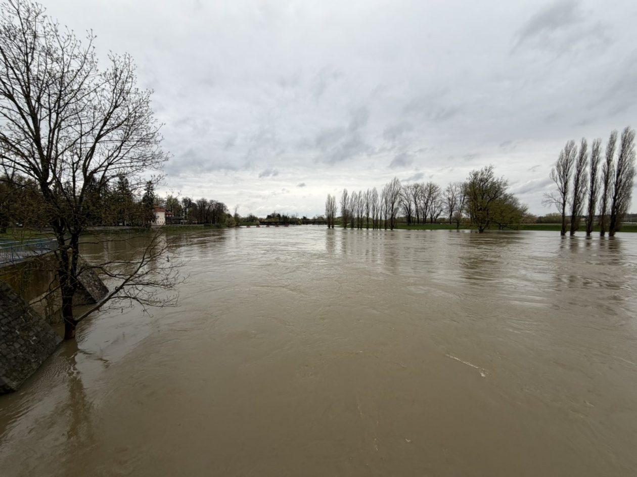 korana visoki vodostaj (1)