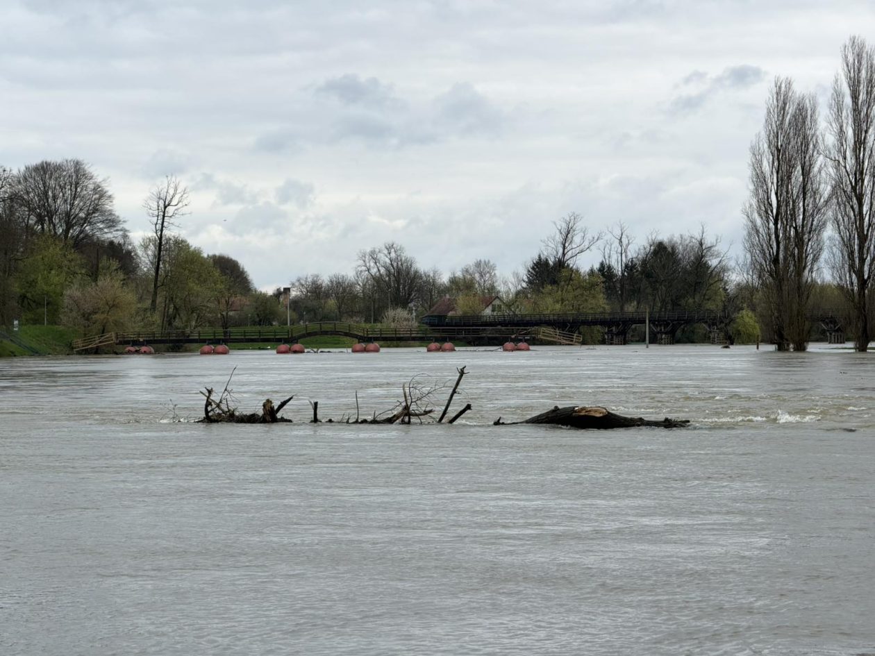 korana visoki vodostaj (17)