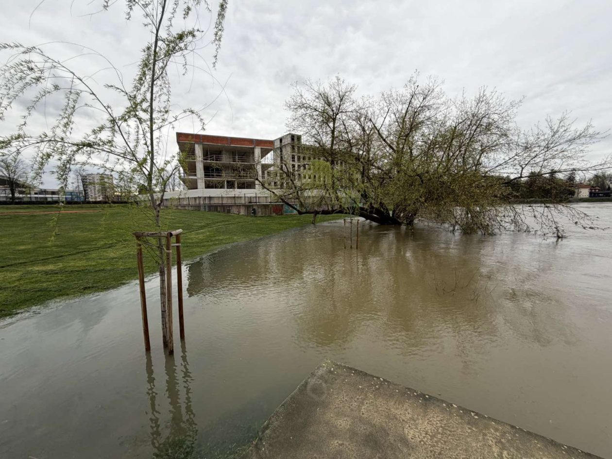 korana visoki vodostaj (2)