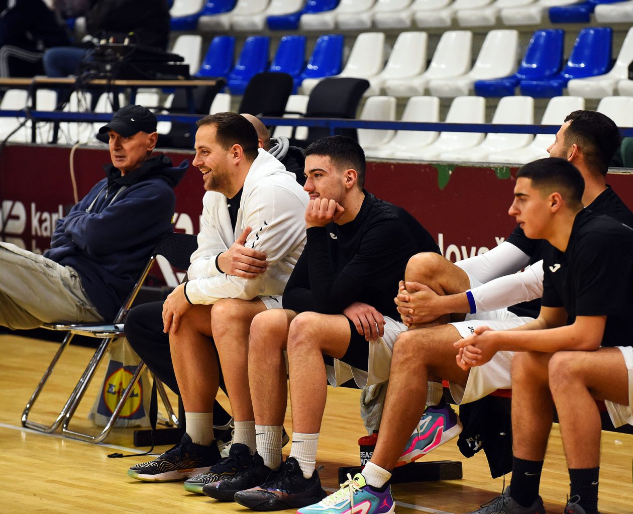 kosarka (14) kosarka (14)