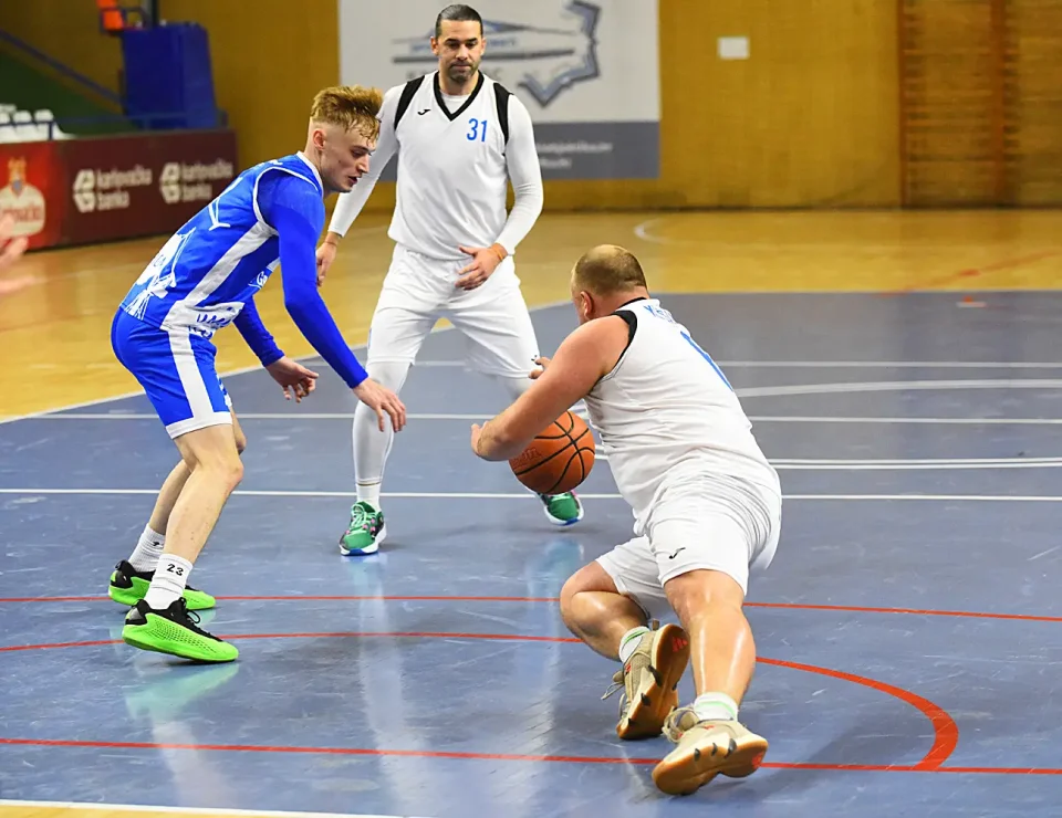 kosarka (18) kosarka (18)