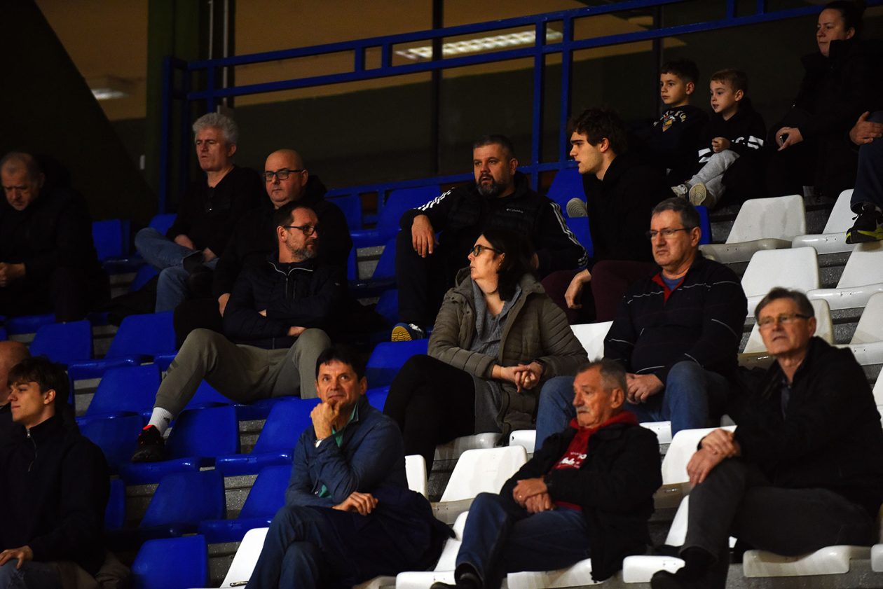 kosarka (23) kosarka (23)