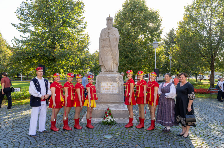kralj tomislav spomenik ogulin (4)