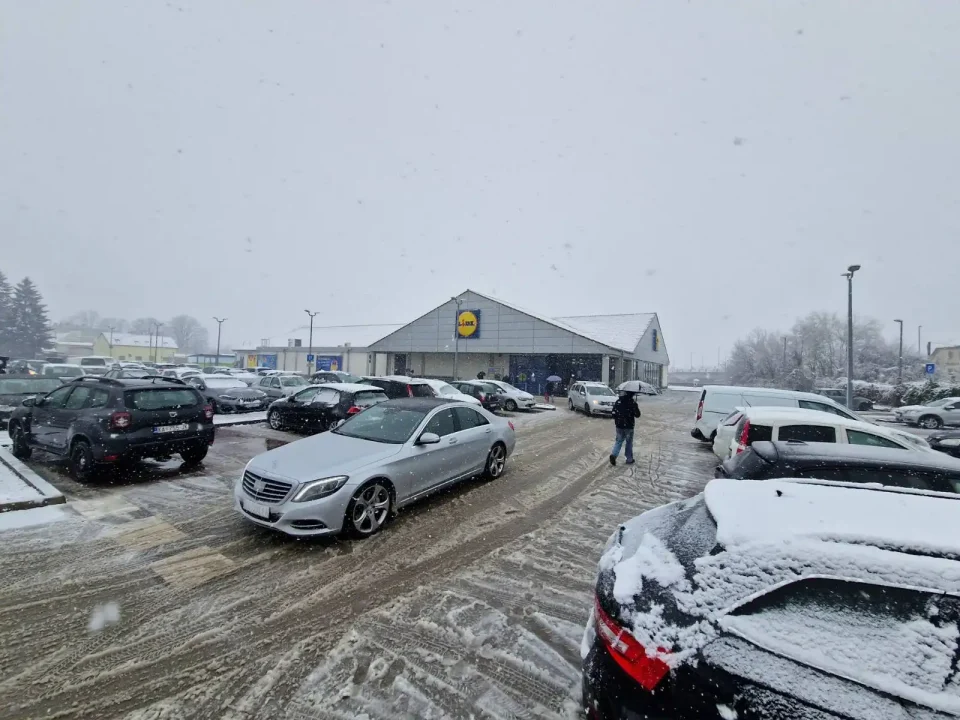 lidl trgovina snijeg (3)