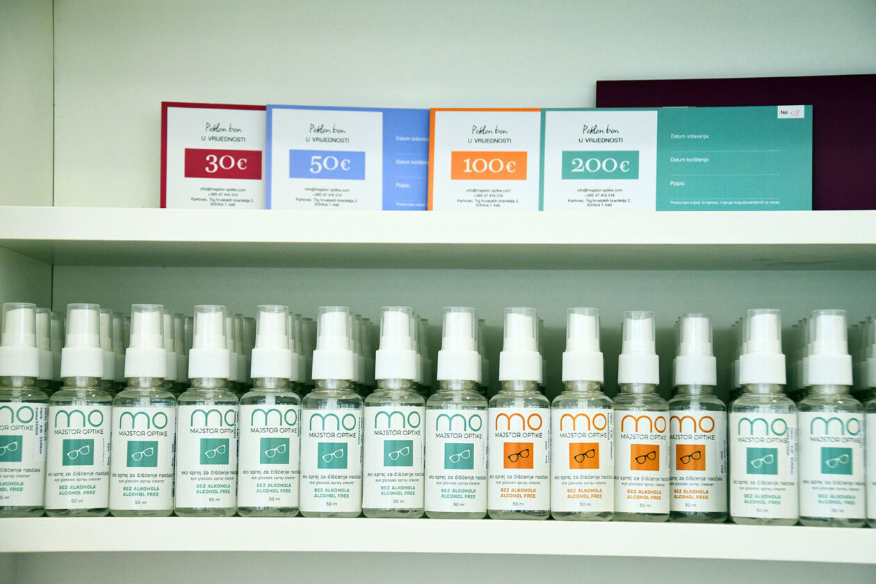 majstor optike (7) majstor optike (7)