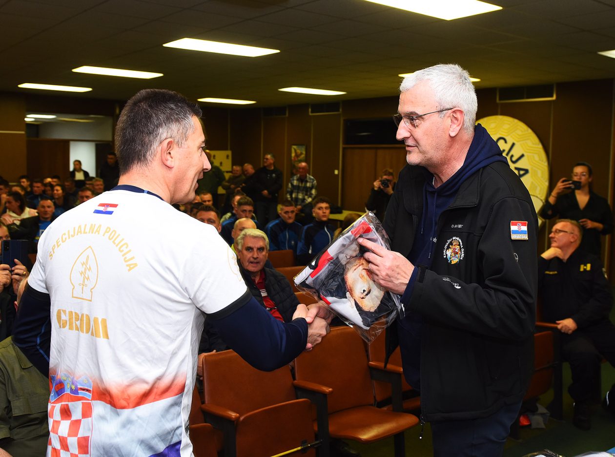 maratonci krvavi uskrs (9)