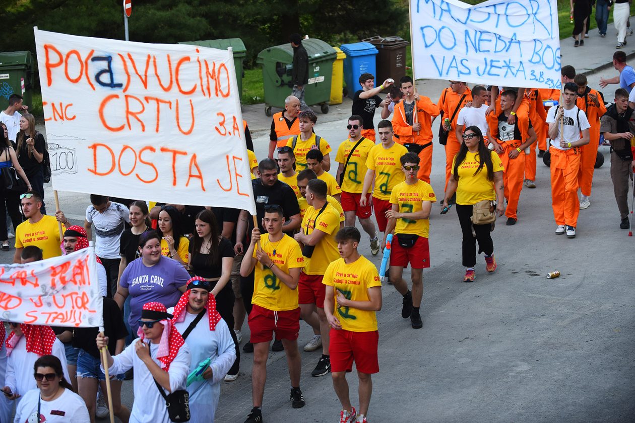 maturanti povorka (11)