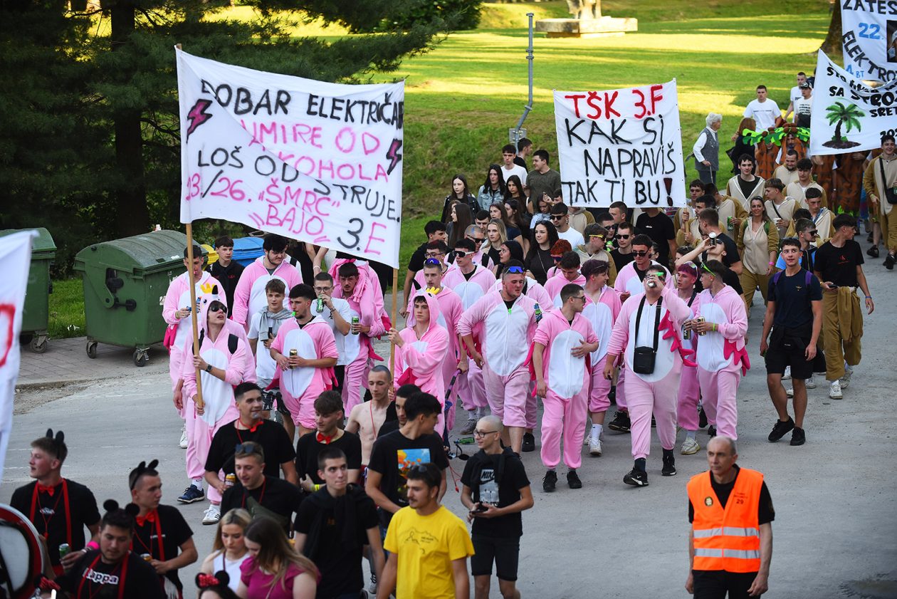 maturanti povorka (17)