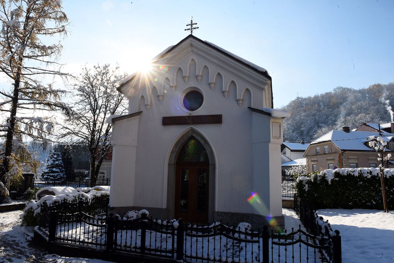 mauzolej groblje dubovac (1)