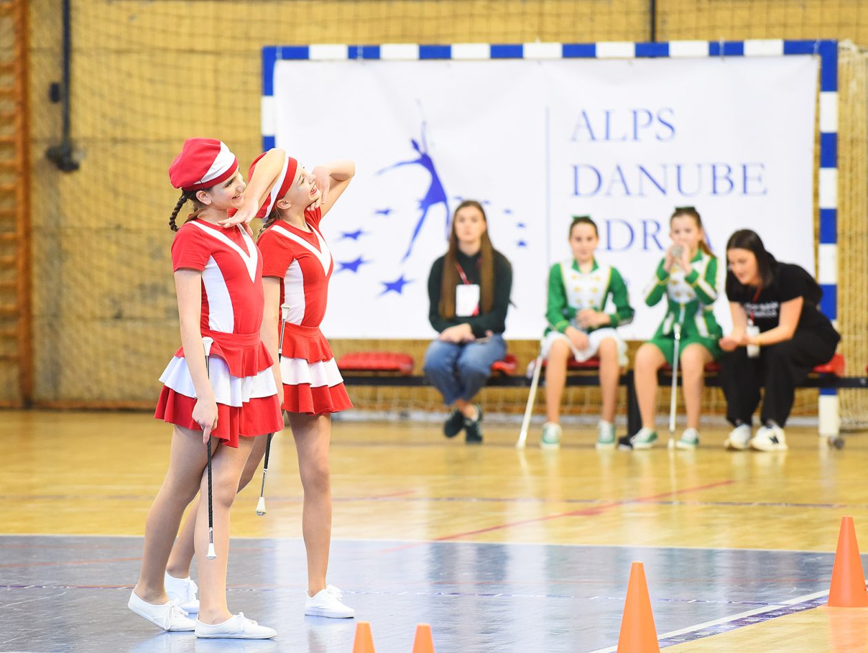 mazoretkinje natjecanje (2) mazoretkinje natjecanje (2)