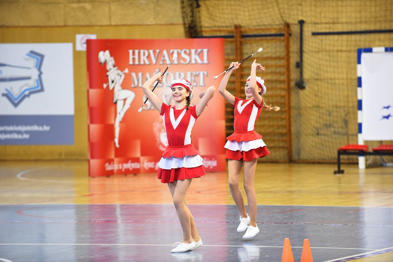 mazoretkinje natjecanje (3) mazoretkinje natjecanje (3)