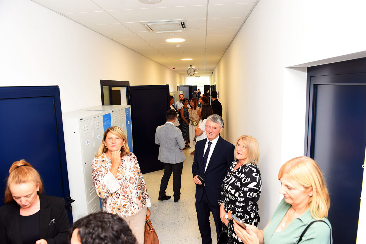 medicinska skola (44) medicinska skola (44)