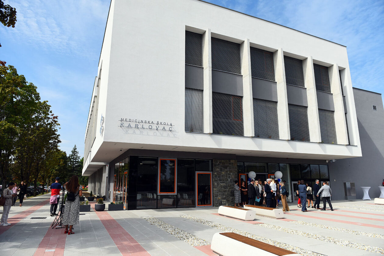 medicinska skola (58) medicinska skola (58)