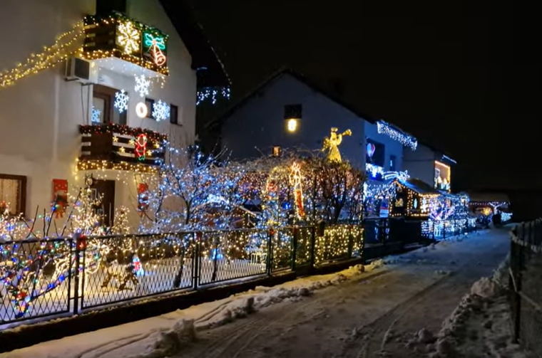 mostanje bozic kicenje