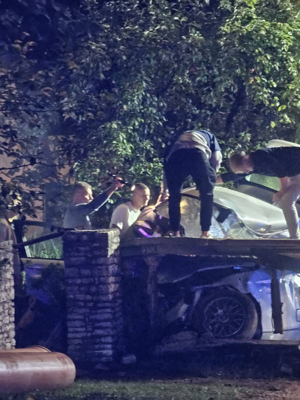 nesreca duga resa (4) nesreca duga resa (4)