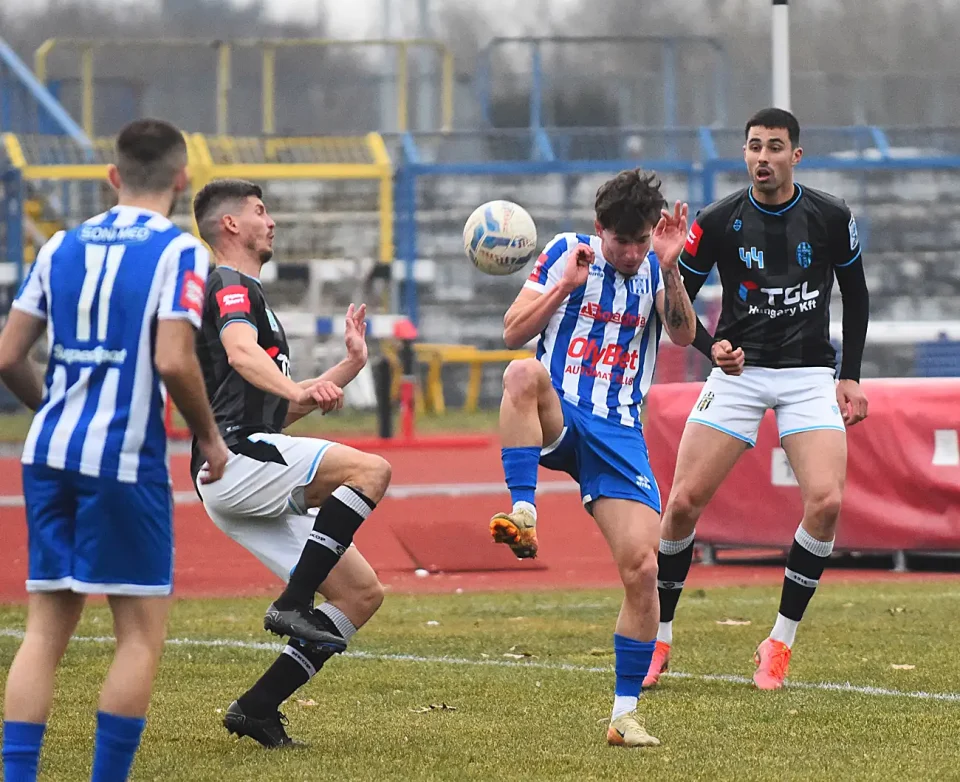 nogomet (16) nogomet (16)